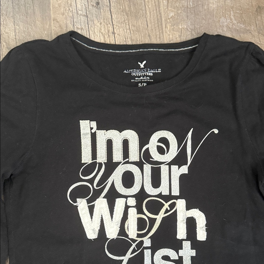 American Eagle Black Long Sleeve Graphic Tee